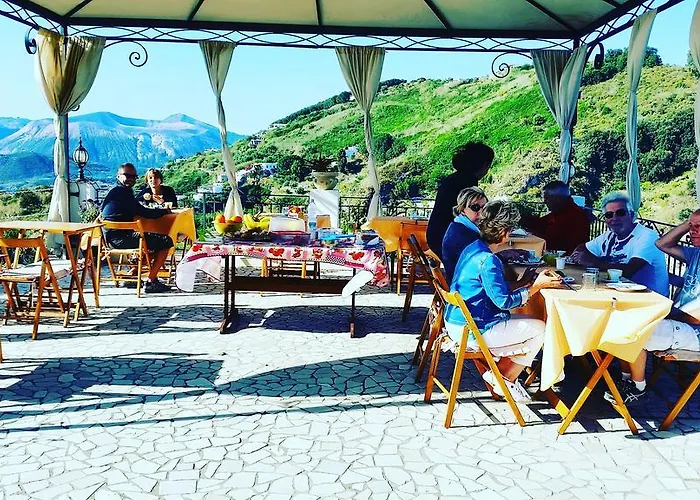 Frühstückspension Maristella 4*